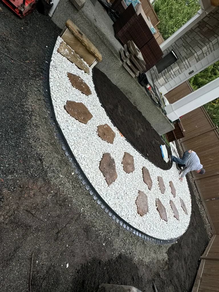 Gravel with flagstone stepping stones