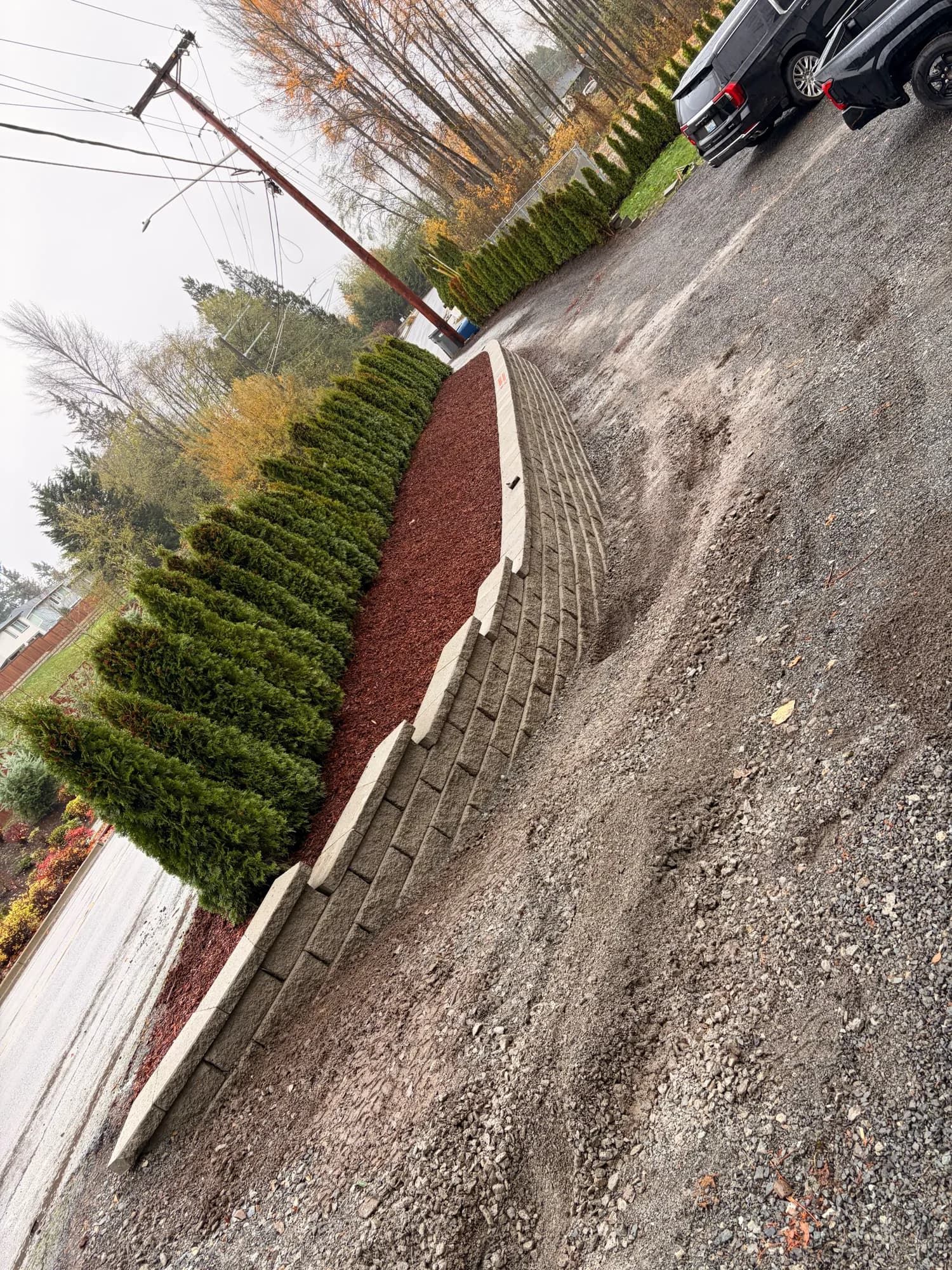 Curved retaining wall, second angle